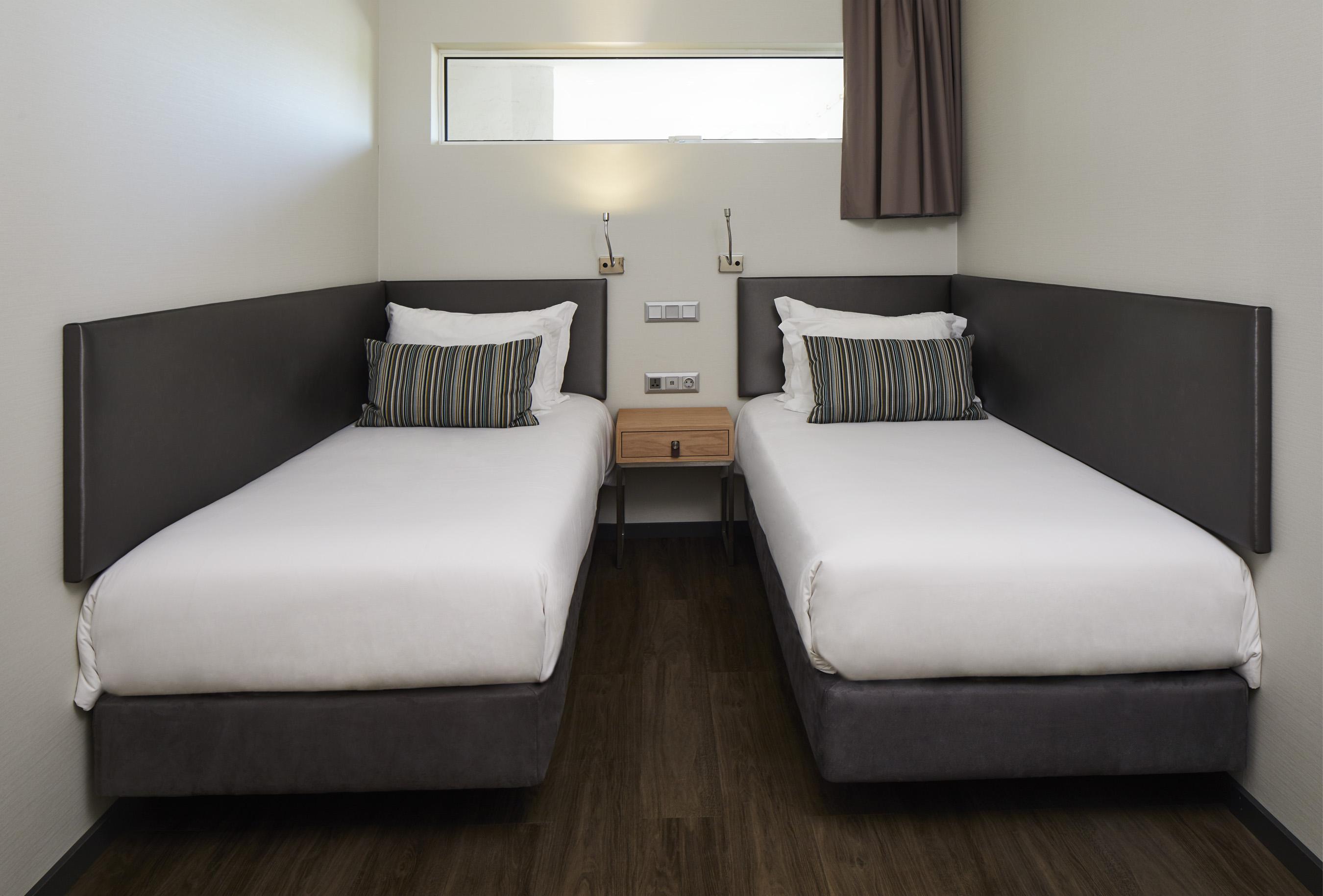 Alcazar Hotel & Spa Монте Гордо Екстериор снимка