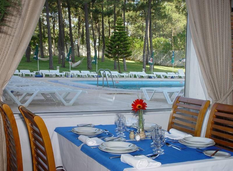 Alcazar Hotel & Spa Монте Гордо Екстериор снимка